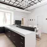 Excellent Appartement Entierement Renove